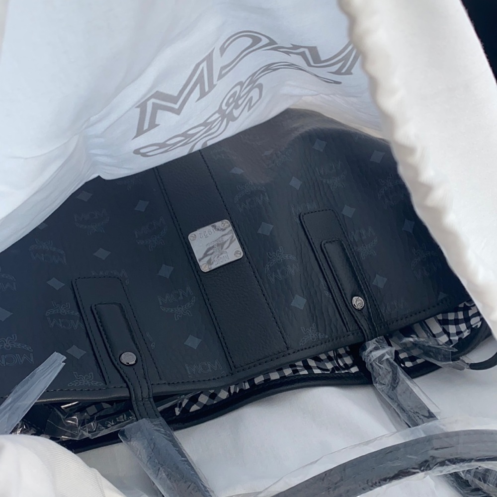 Brand new full size mom bag